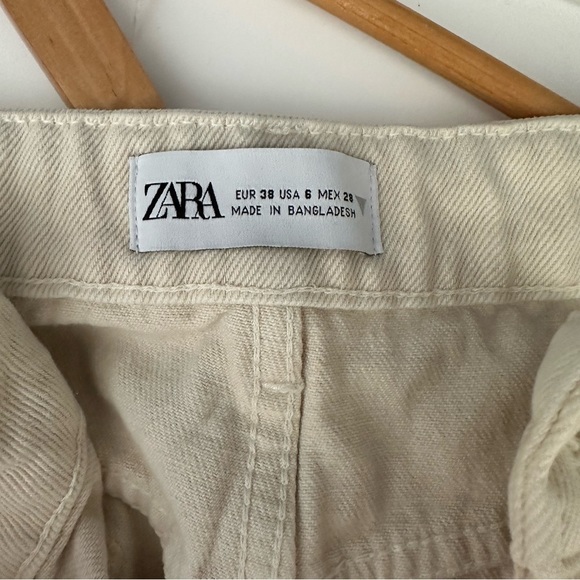 Zara High Rise Distressed Relaxed Denim Shorts Cream Size 6 - Picture 6 of 6